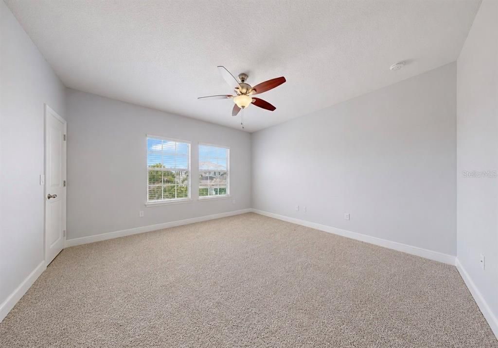 For Sale: $1,125,000 (4 beds, 3 baths, 3548 Square Feet)