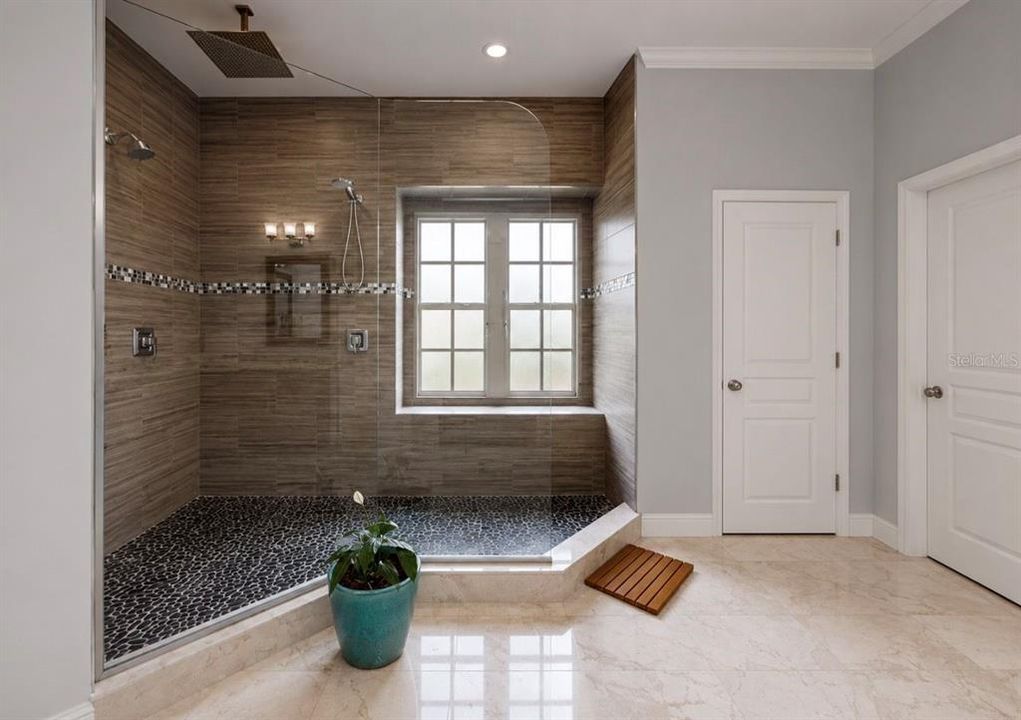 For Sale: $1,125,000 (4 beds, 3 baths, 3548 Square Feet)