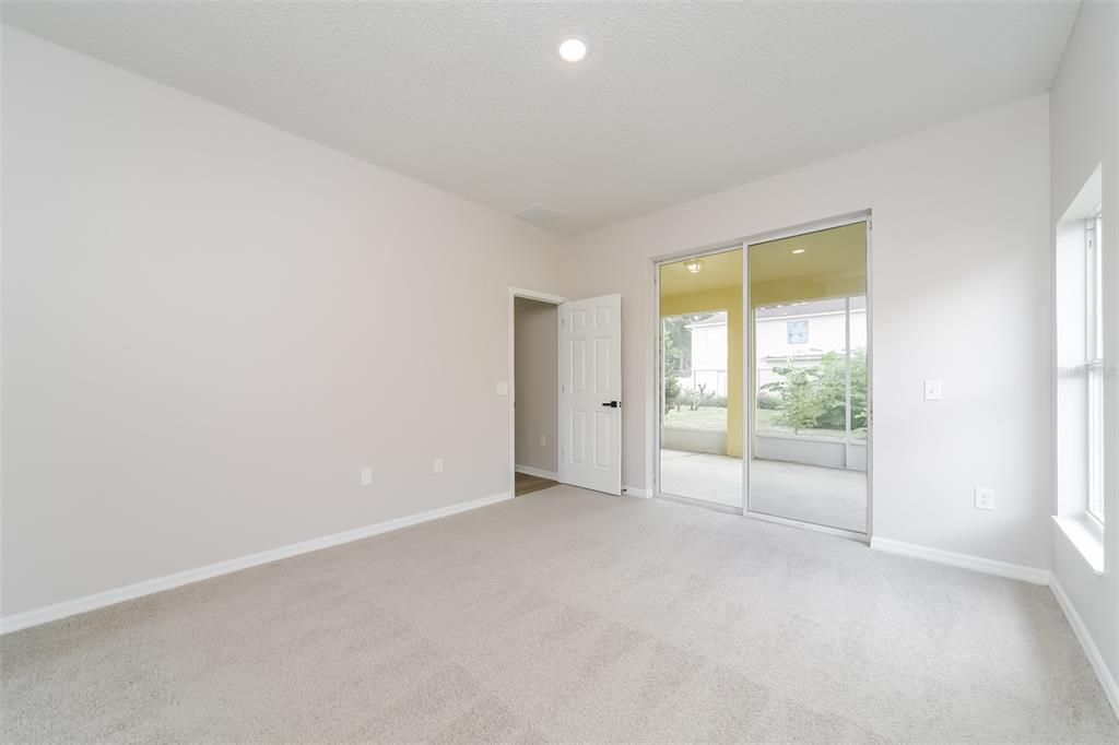 For Sale: $309,900 (3 beds, 2 baths, 1876 Square Feet)