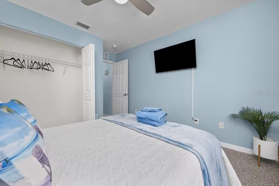 En Venta: $344,900 (3 camas, 2 baños, 1268 Pies cuadrados)