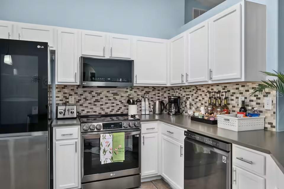En Venta: $344,900 (3 camas, 2 baños, 1268 Pies cuadrados)