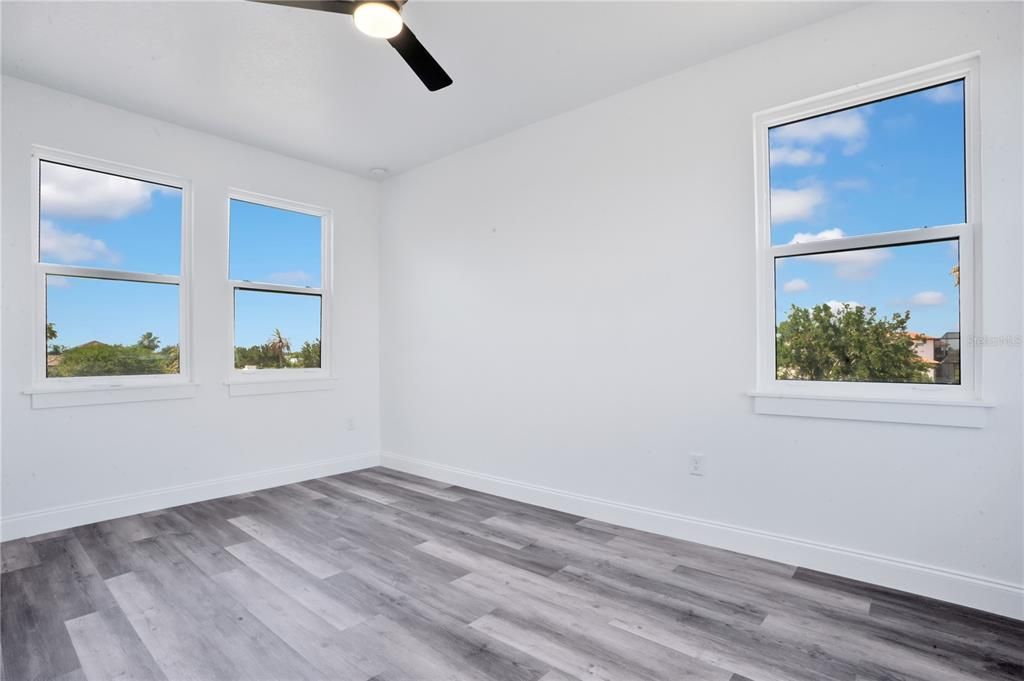 For Sale: $575,000 (4 beds, 3 baths, 3108 Square Feet)