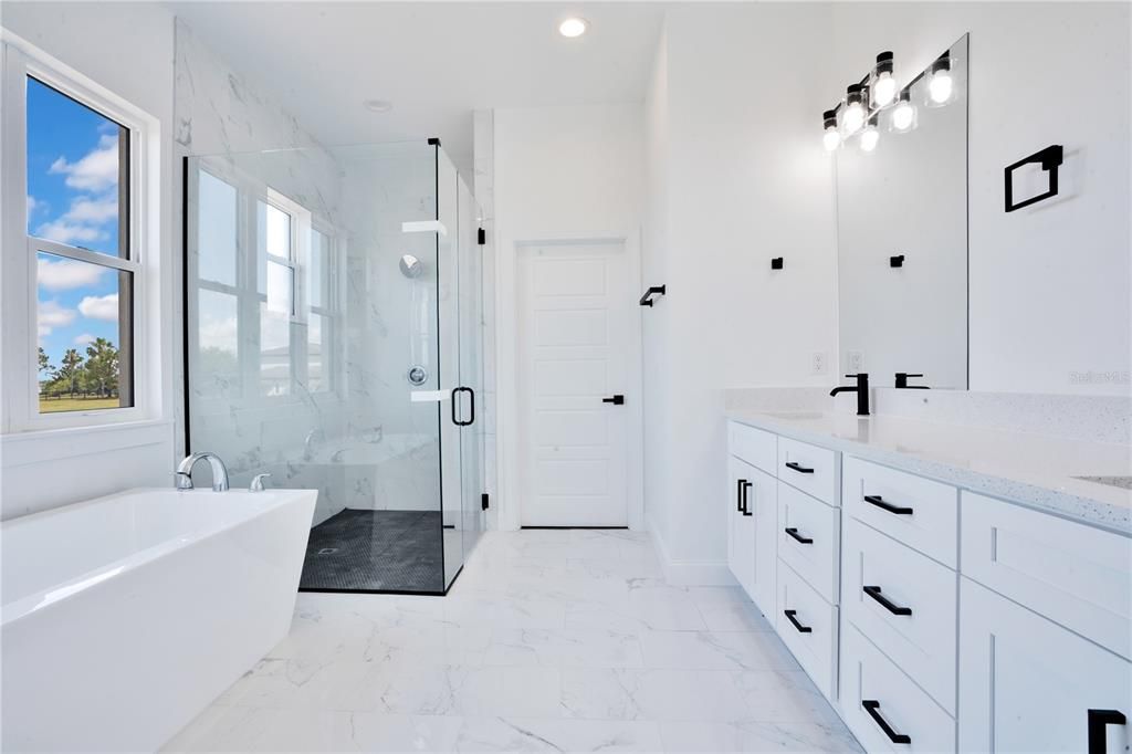 For Sale: $575,000 (4 beds, 3 baths, 3108 Square Feet)