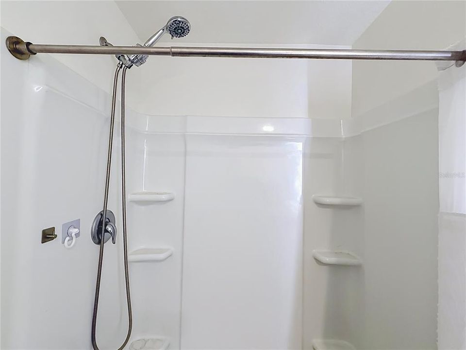 For Sale: $279,900 (3 beds, 2 baths, 1239 Square Feet)