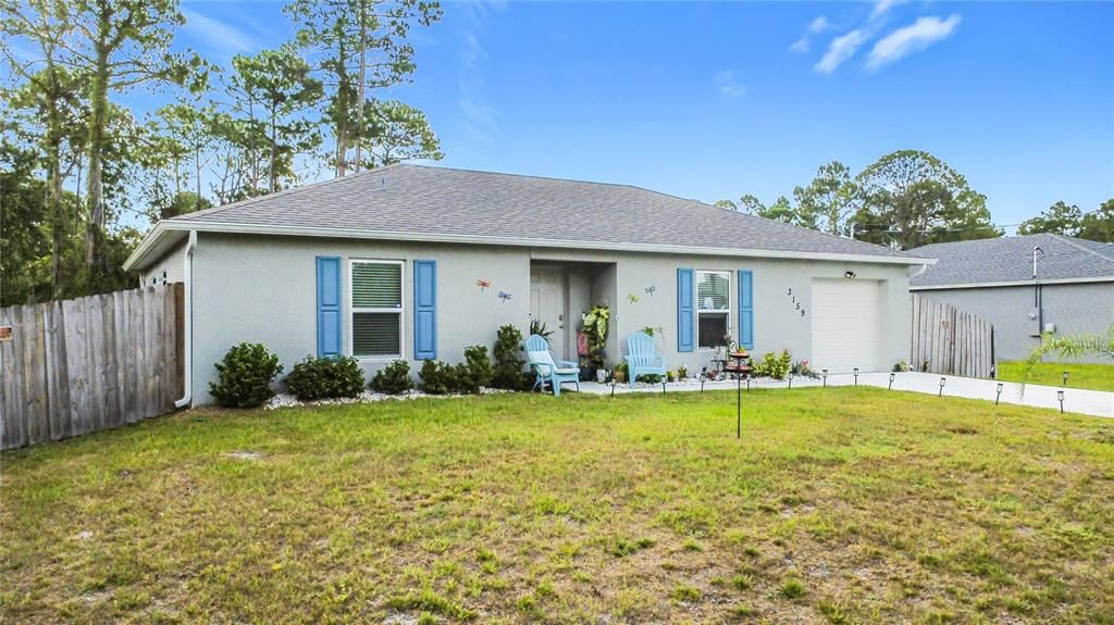 For Sale: $279,900 (3 beds, 2 baths, 1239 Square Feet)