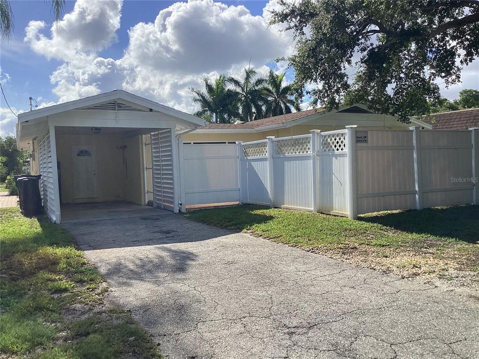 For Sale: $415,000 (3 beds, 2 baths, 1955 Square Feet)