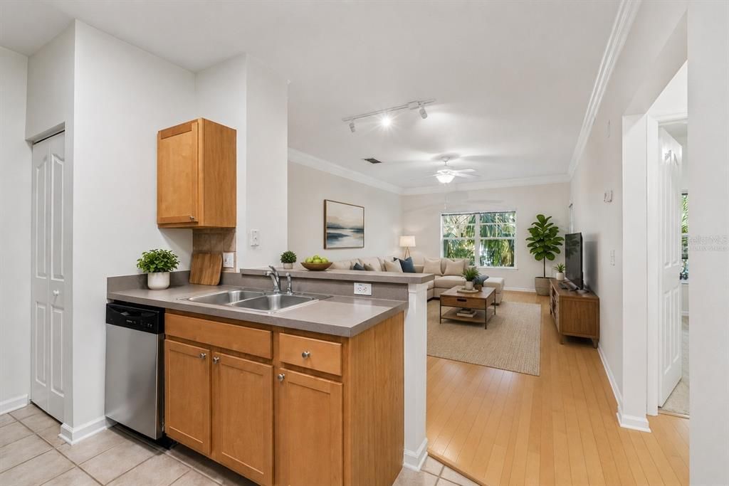 En Venta: $215,000 (1 camas, 1 baños, 772 Pies cuadrados)