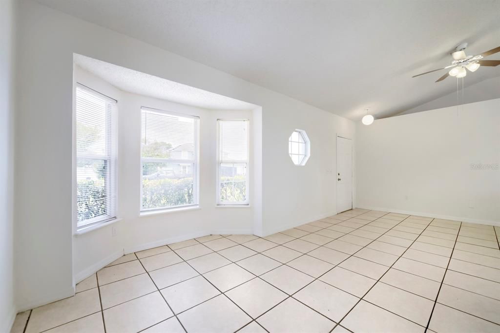 En Venta: $250,000 (3 camas, 2 baños, 1536 Pies cuadrados)