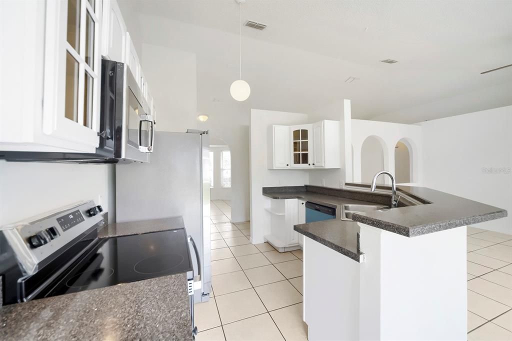 En Venta: $250,000 (3 camas, 2 baños, 1536 Pies cuadrados)