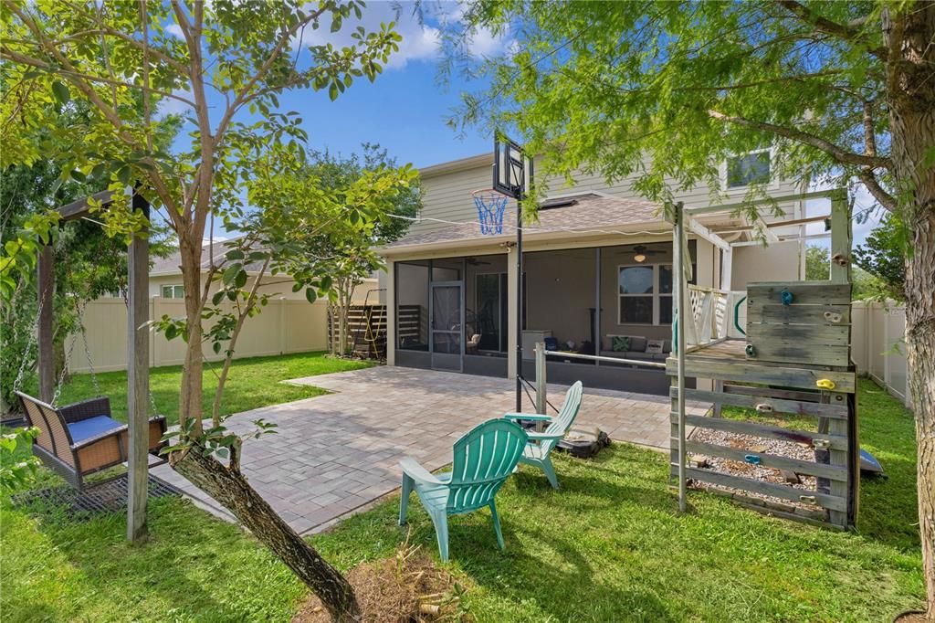 For Sale: $439,000 (4 beds, 2 baths, 2716 Square Feet)