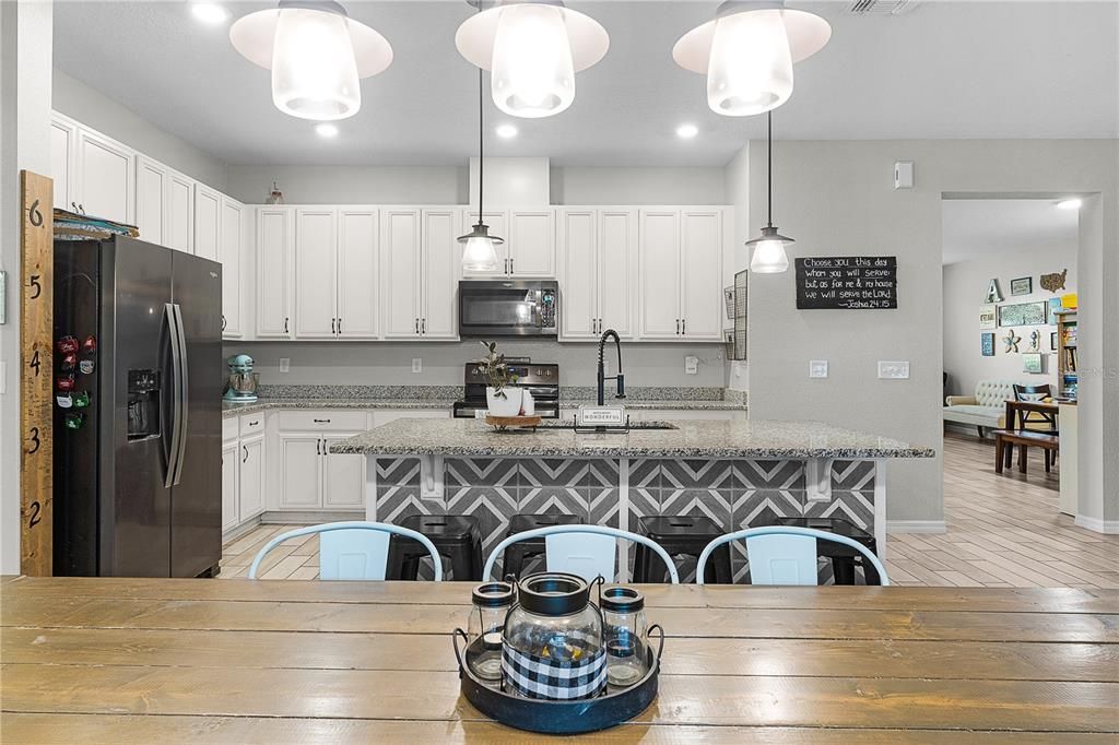 For Sale: $439,000 (4 beds, 2 baths, 2716 Square Feet)