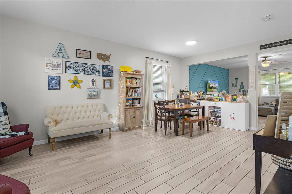 For Sale: $439,000 (4 beds, 2 baths, 2716 Square Feet)