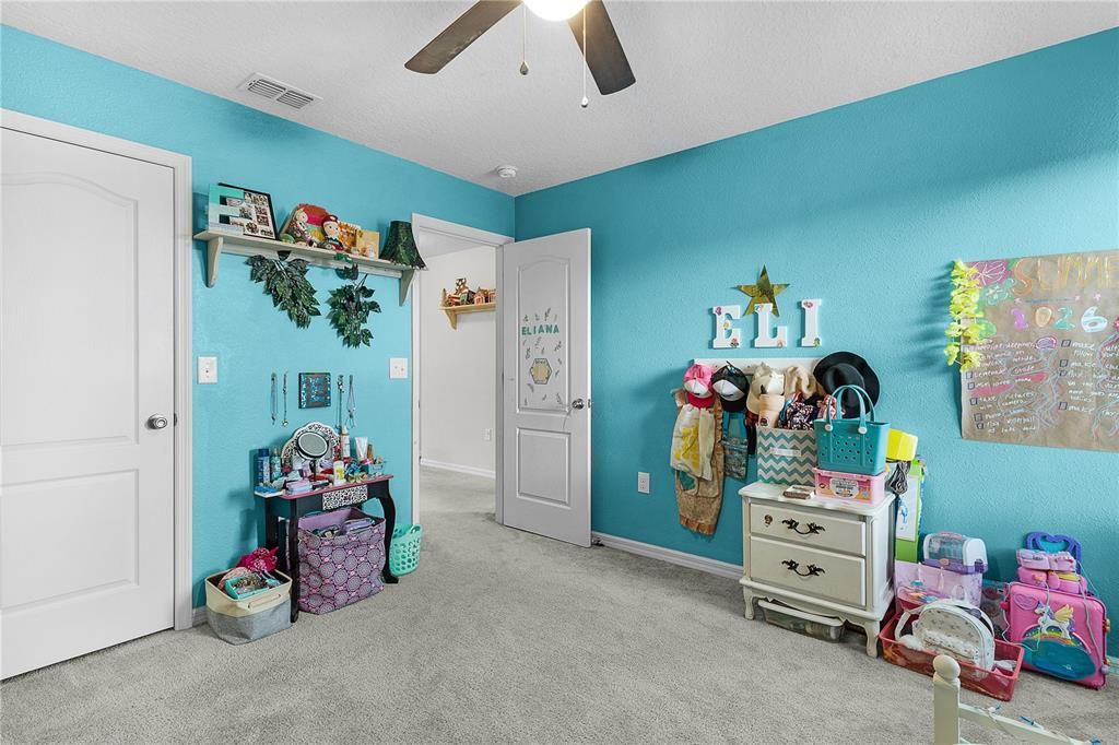 For Sale: $439,000 (4 beds, 2 baths, 2716 Square Feet)