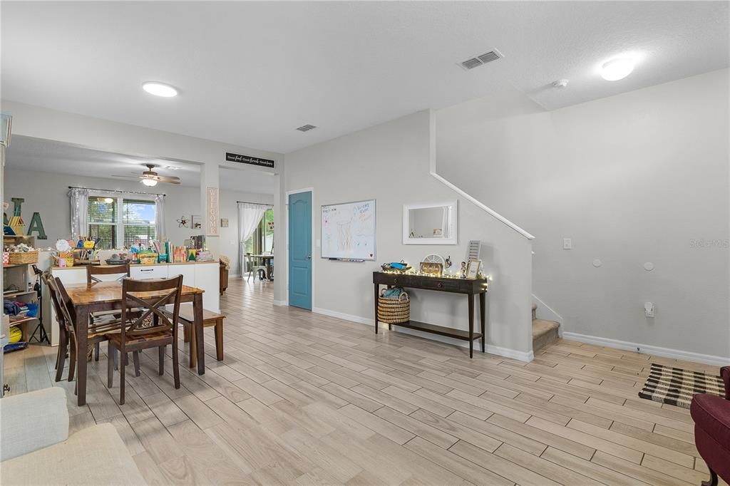 For Sale: $439,000 (4 beds, 2 baths, 2716 Square Feet)