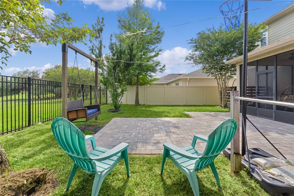 For Sale: $439,000 (4 beds, 2 baths, 2716 Square Feet)