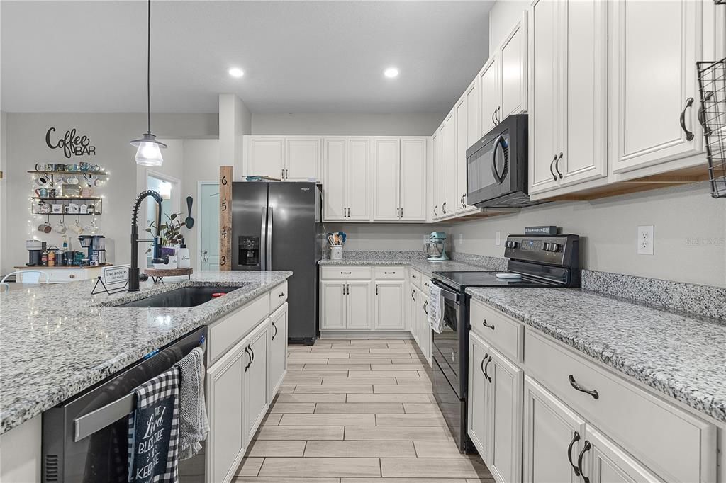 For Sale: $439,000 (4 beds, 2 baths, 2716 Square Feet)
