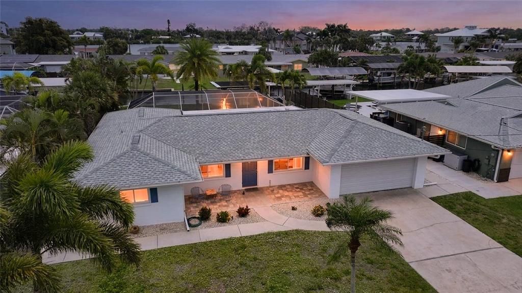 En Venta: $759,000 (2 camas, 3 baños, 1452 Pies cuadrados)