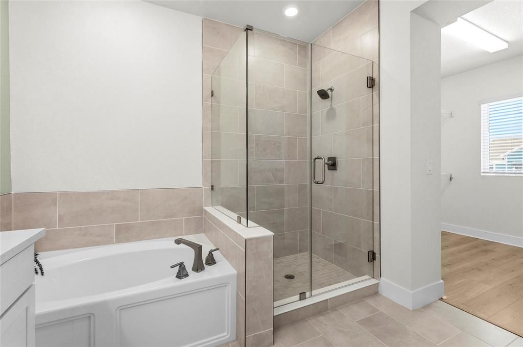 В аренду: $3,500 (3 спален, 2 ванн, 1757 Квадратных фут)