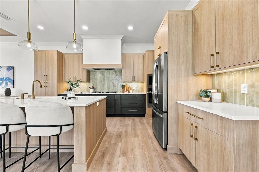 На продажу: $998,300 (4 спален, 3 ванн, 3077 Квадратных фут)