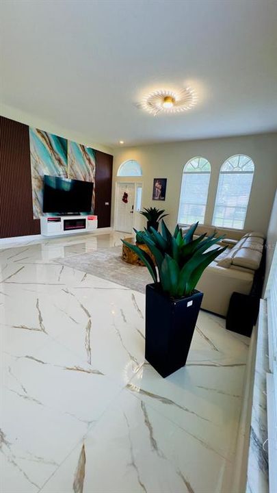 For Sale: $479,000 (4 beds, 2 baths, 2263 Square Feet)