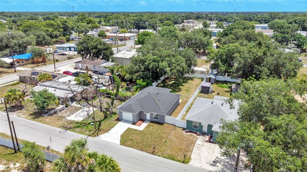 For Sale: $279,000 (3 beds, 2 baths, 1285 Square Feet)