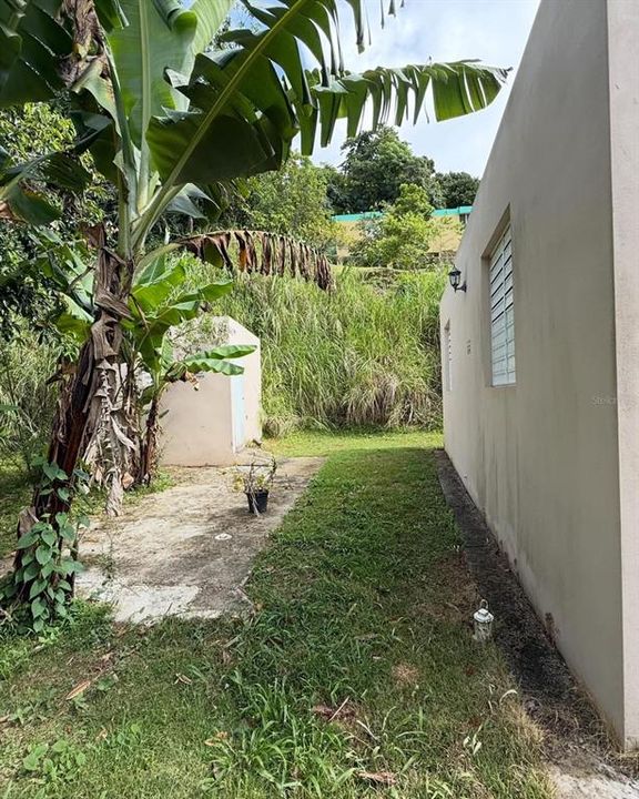 Active With Contract: $200,000 (3 beds, 2 baths, 1053 Square Feet)