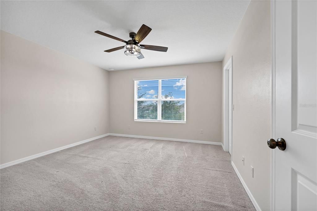 For Sale: $439,000 (4 beds, 2 baths, 2160 Square Feet)