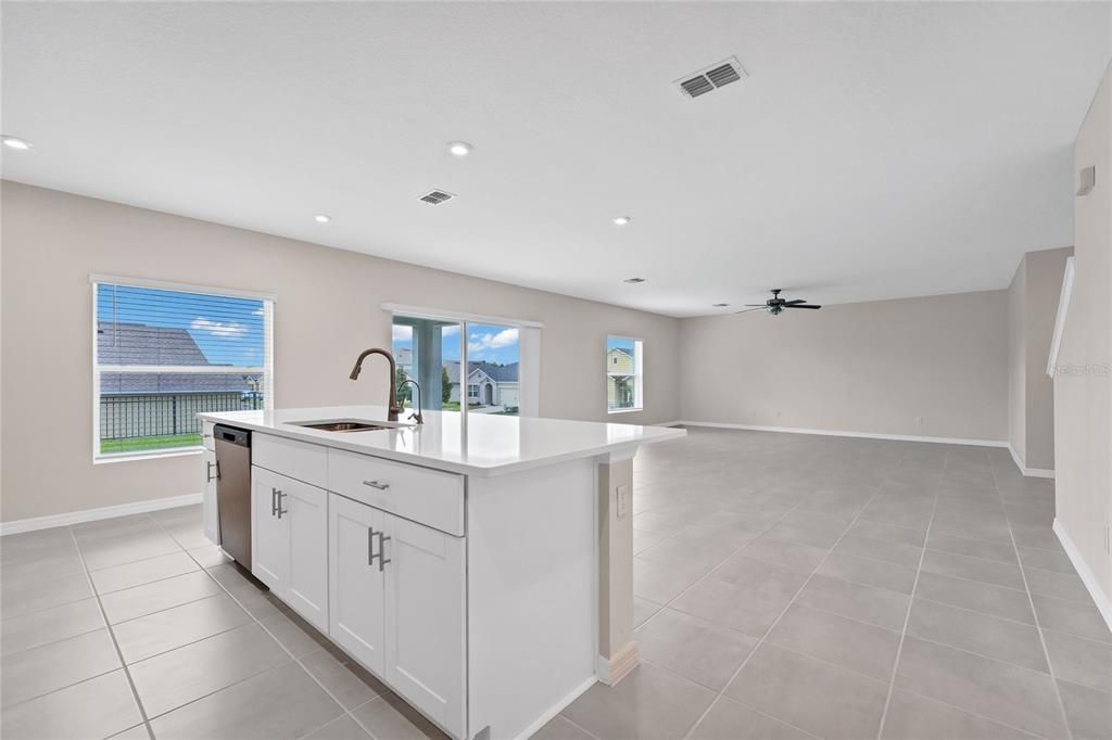 For Sale: $439,000 (4 beds, 2 baths, 2160 Square Feet)