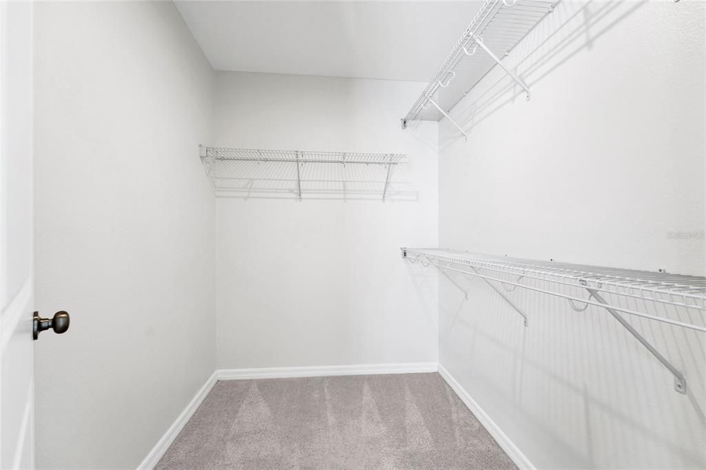 For Sale: $439,000 (4 beds, 2 baths, 2160 Square Feet)