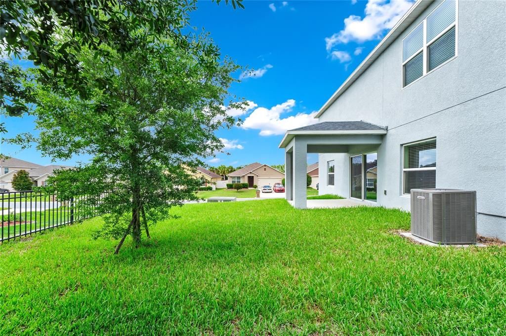 For Sale: $439,000 (4 beds, 2 baths, 2160 Square Feet)