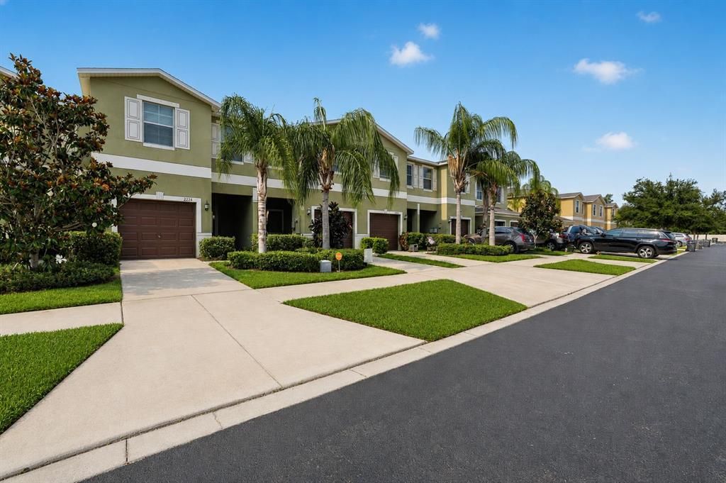 For Sale: $245,000 (3 beds, 2 baths, 1578 Square Feet)