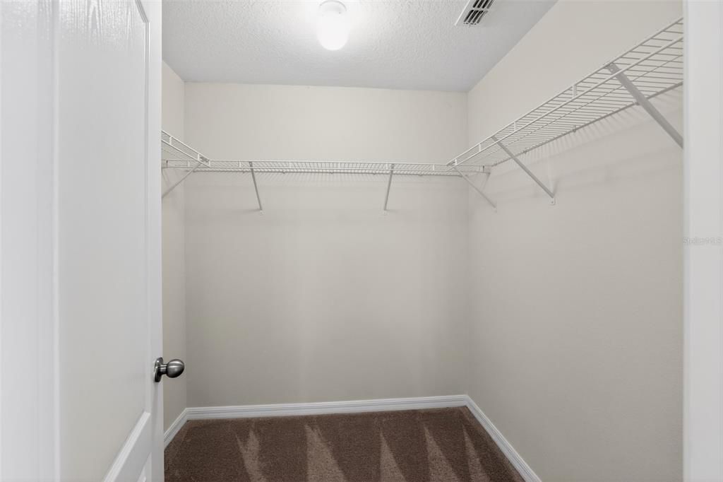 For Sale: $245,000 (3 beds, 2 baths, 1578 Square Feet)
