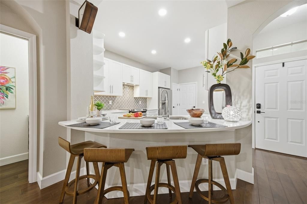 For Sale: $375,000 (2 beds, 2 baths, 1767 Square Feet)