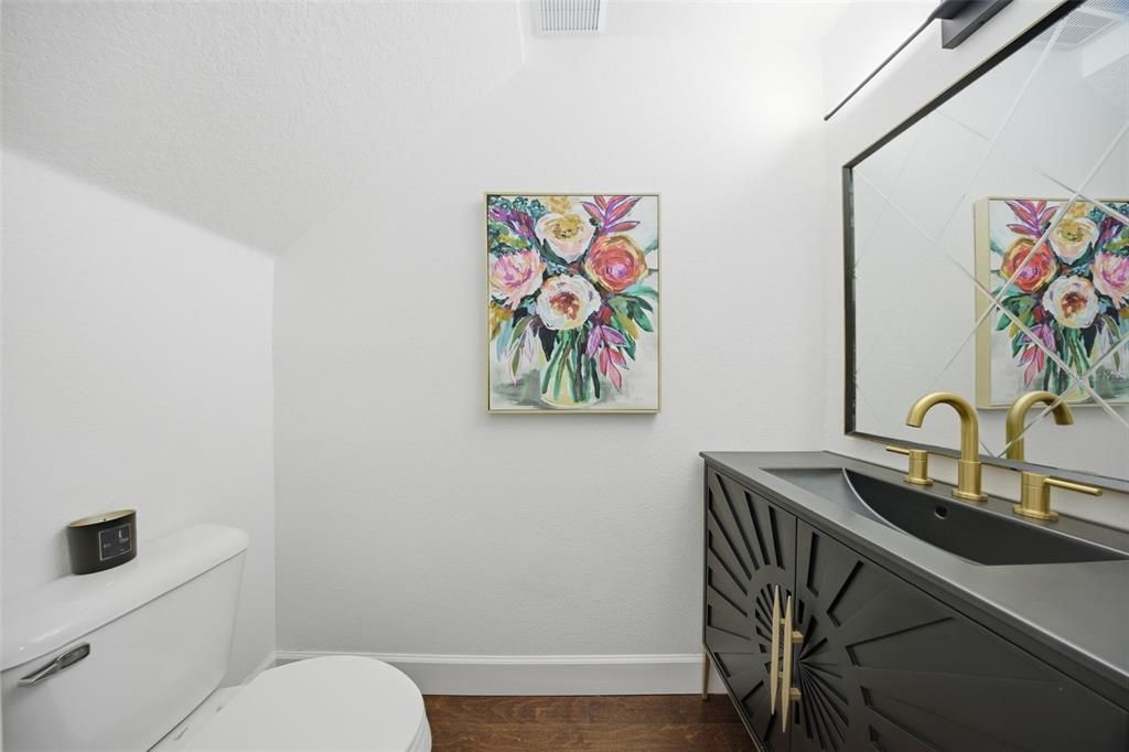 For Sale: $375,000 (2 beds, 2 baths, 1767 Square Feet)