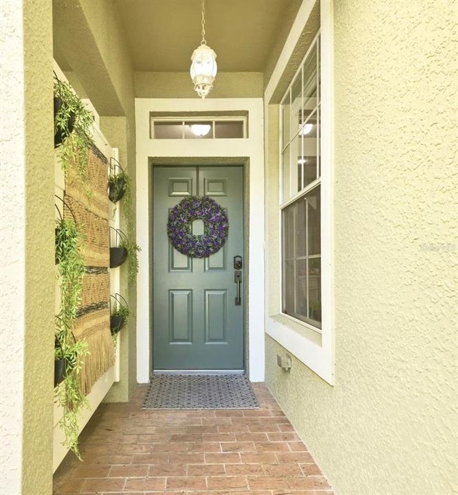 For Sale: $375,000 (2 beds, 2 baths, 1767 Square Feet)