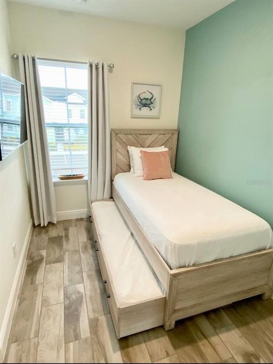 В аренду: $3,100 (2 спален, 2 ванн, 1380 Квадратных фут)