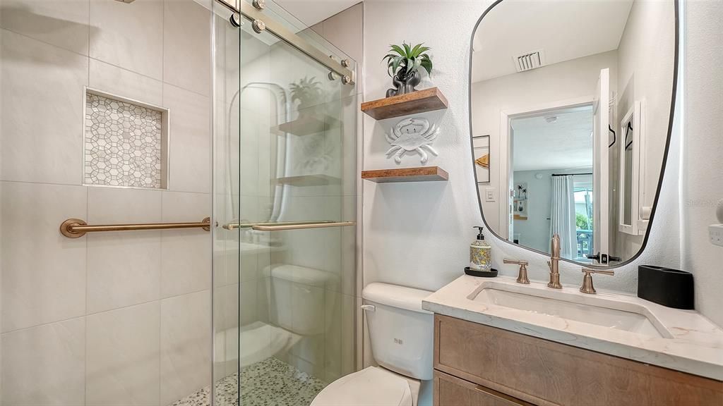 На продажу: $499,900 (0 спален, 1 ванн, 392 Квадратных фут)
