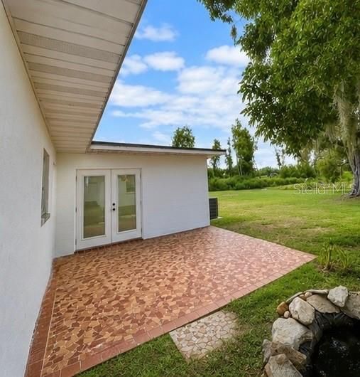 For Sale: $475,000 (4 beds, 2 baths, 1963 Square Feet)