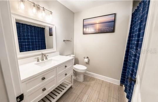 For Sale: $475,000 (4 beds, 2 baths, 1963 Square Feet)