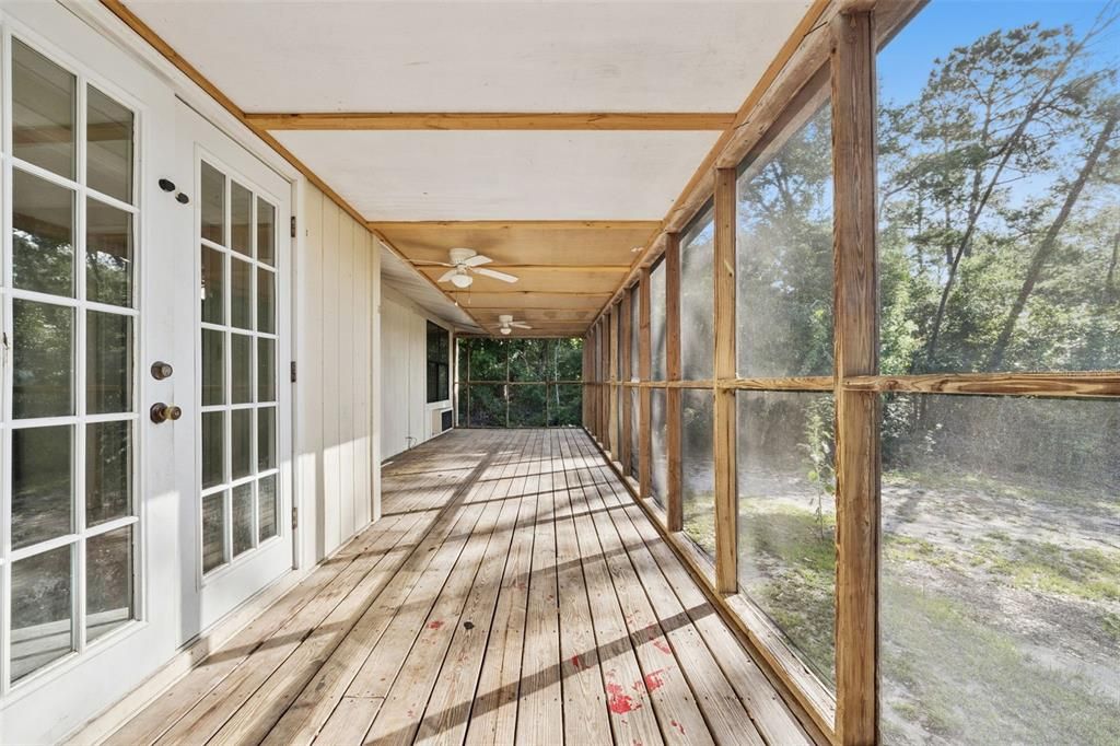 For Sale: $225,000 (3 beds, 2 baths, 1188 Square Feet)