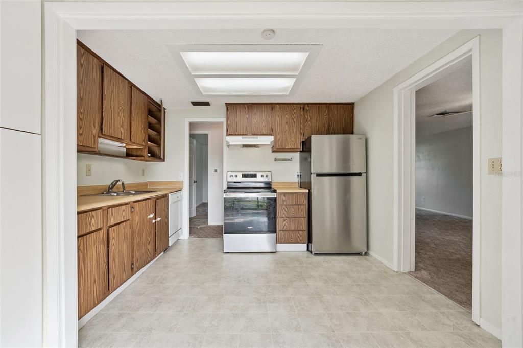 For Sale: $225,000 (3 beds, 2 baths, 1188 Square Feet)