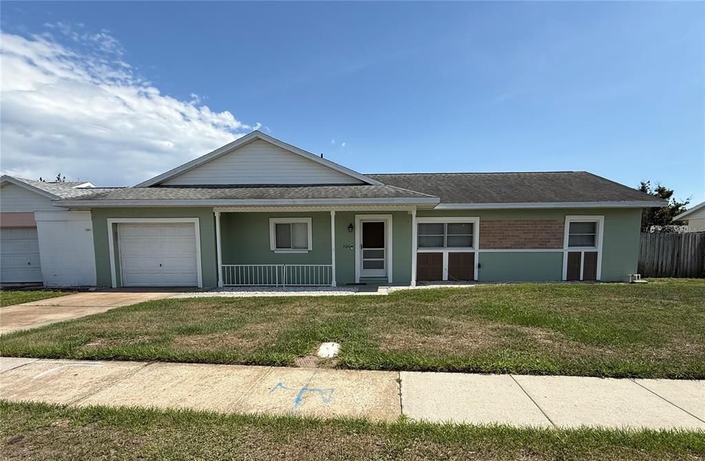For Sale: $295,000 (3 beds, 2 baths, 1248 Square Feet)