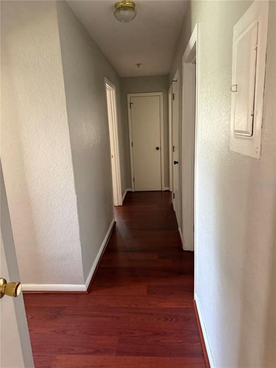 For Sale: $295,000 (3 beds, 2 baths, 1248 Square Feet)