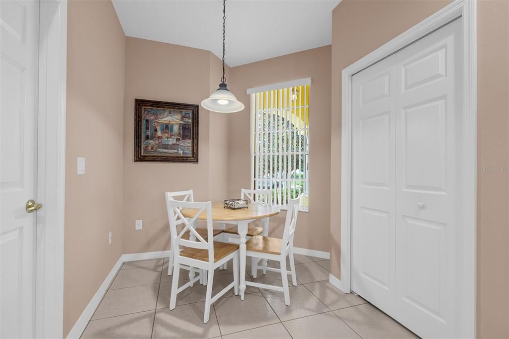 For Sale: $349,900 (3 beds, 2 baths, 1770 Square Feet)