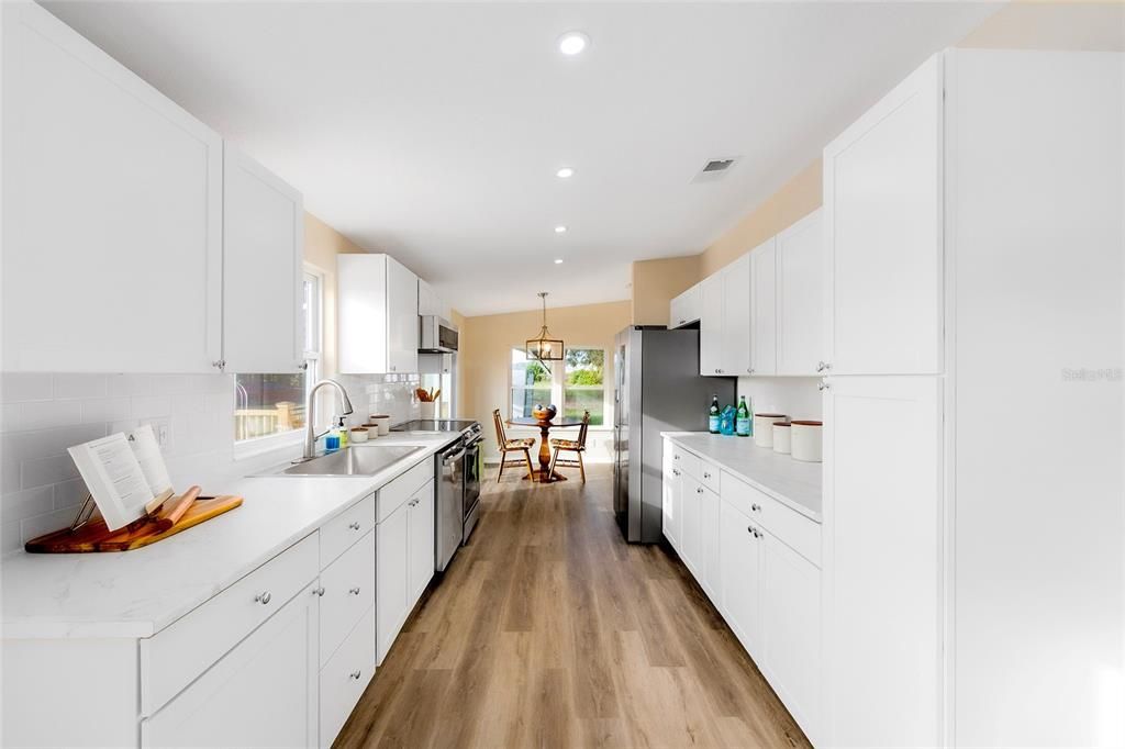 Activo con contrato: $439,900 (3 camas, 2 baños, 1392 Pies cuadrados)