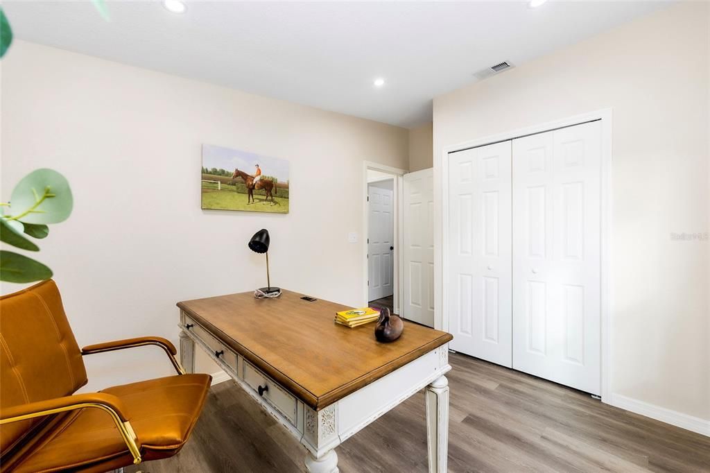 Activo con contrato: $439,900 (3 camas, 2 baños, 1392 Pies cuadrados)