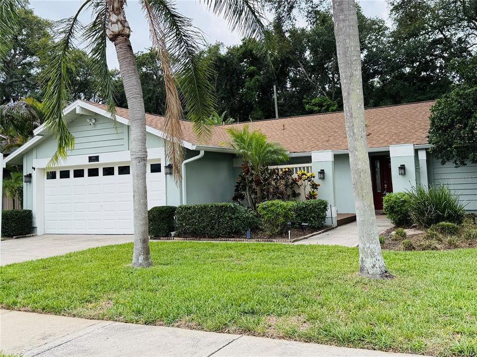 For Sale: $525,000 (3 beds, 2 baths, 2076 Square Feet)