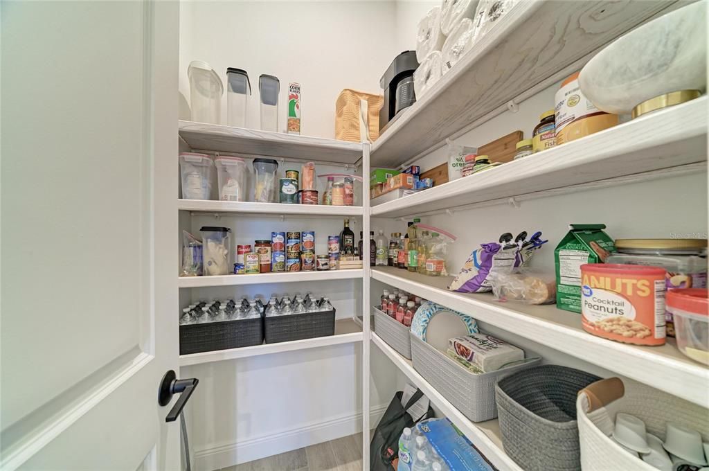 На продажу: $959,900 (3 спален, 3 ванн, 2300 Квадратных фут)