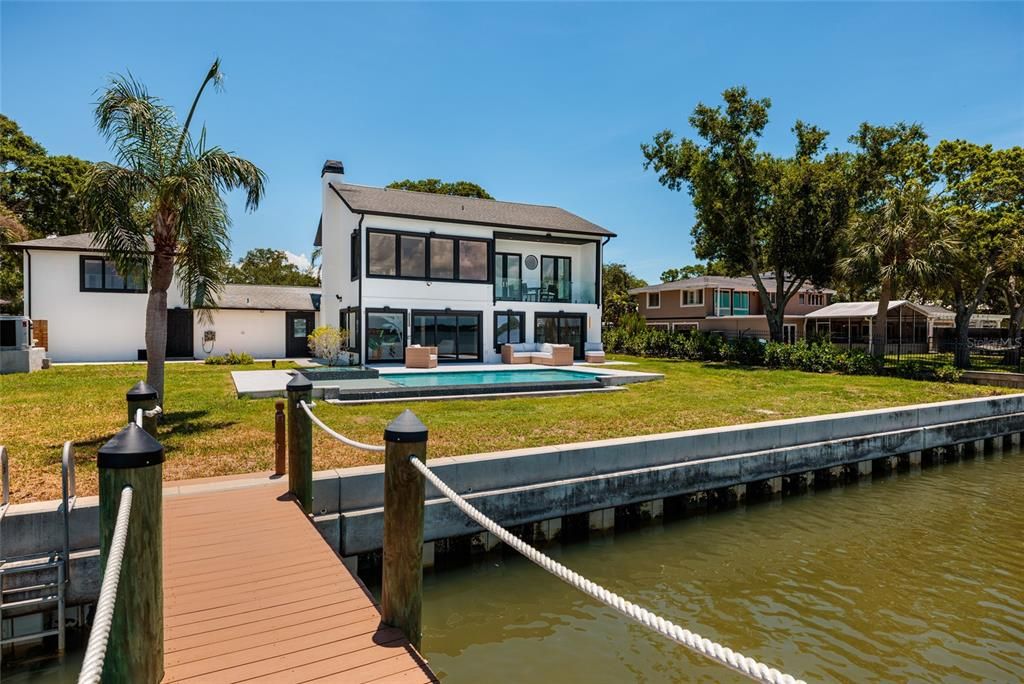 For Sale: $2,700,000 (5 beds, 4 baths, 4454 Square Feet)