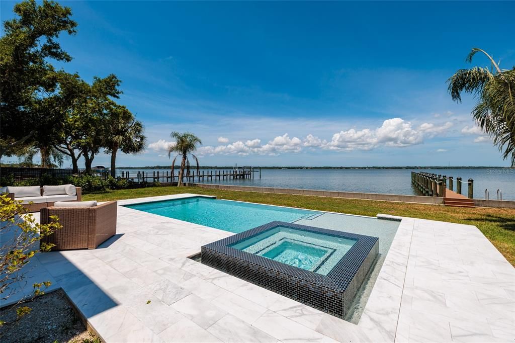 For Sale: $2,700,000 (5 beds, 4 baths, 4454 Square Feet)